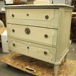 813 5716 CHEST OF DRAWERS